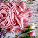 Růžový prach - šifonový šál s krajkou