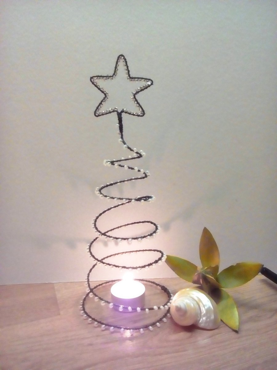 Stromeček - zasněžená romance