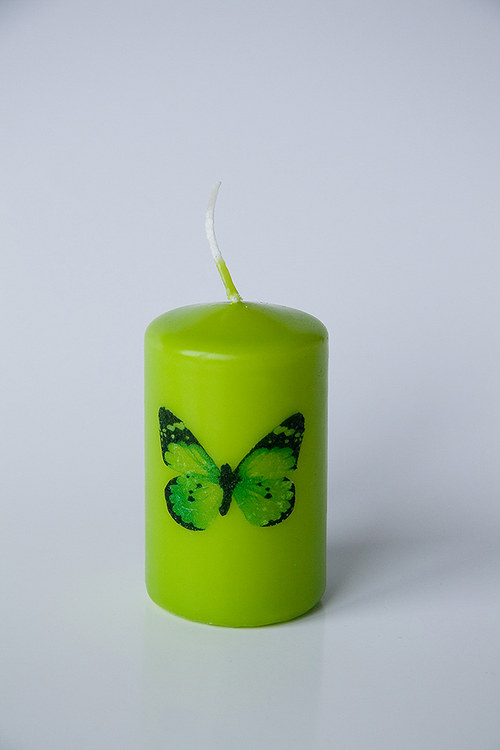 Svíčka s motýlem