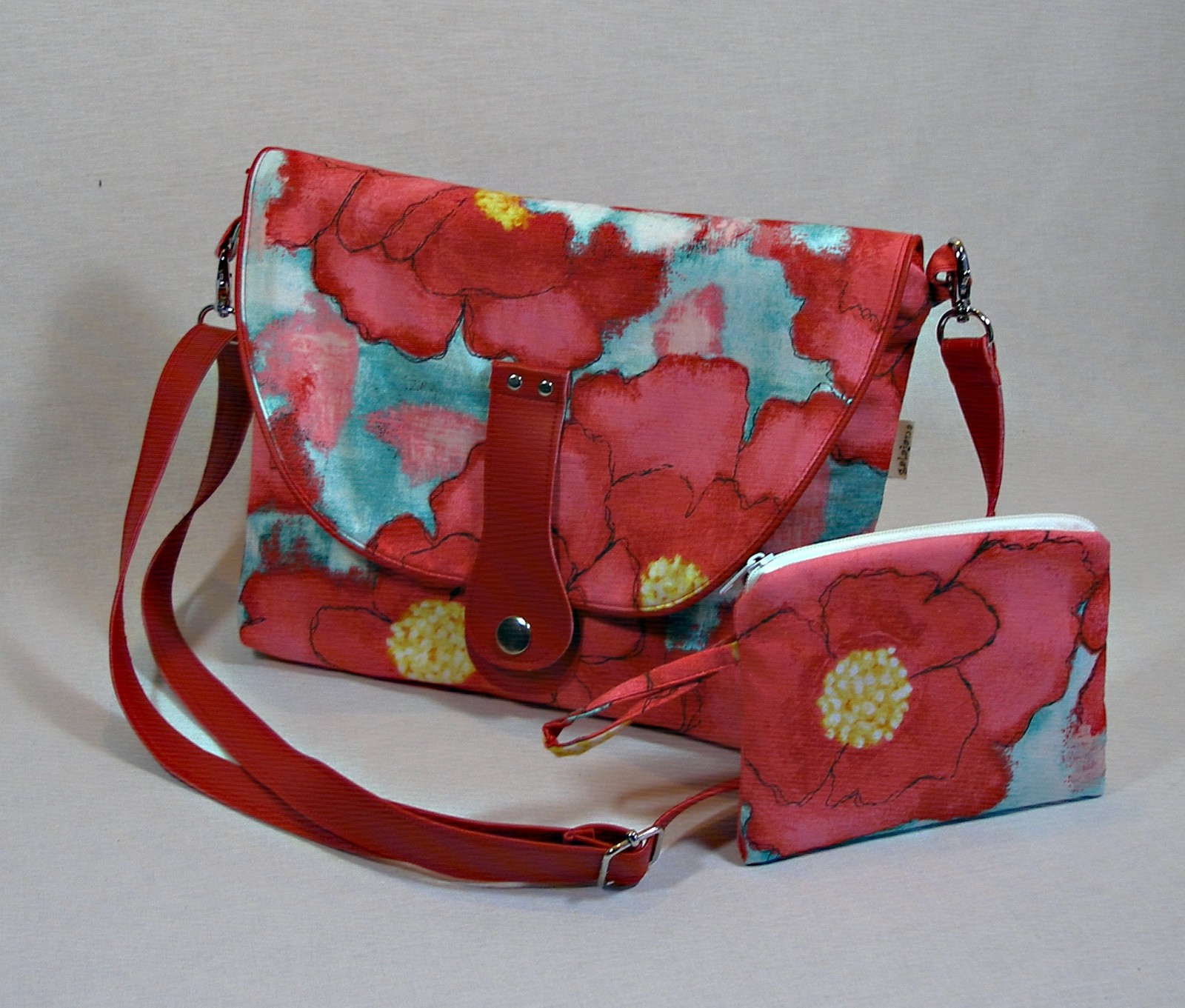 kabelka mini červená