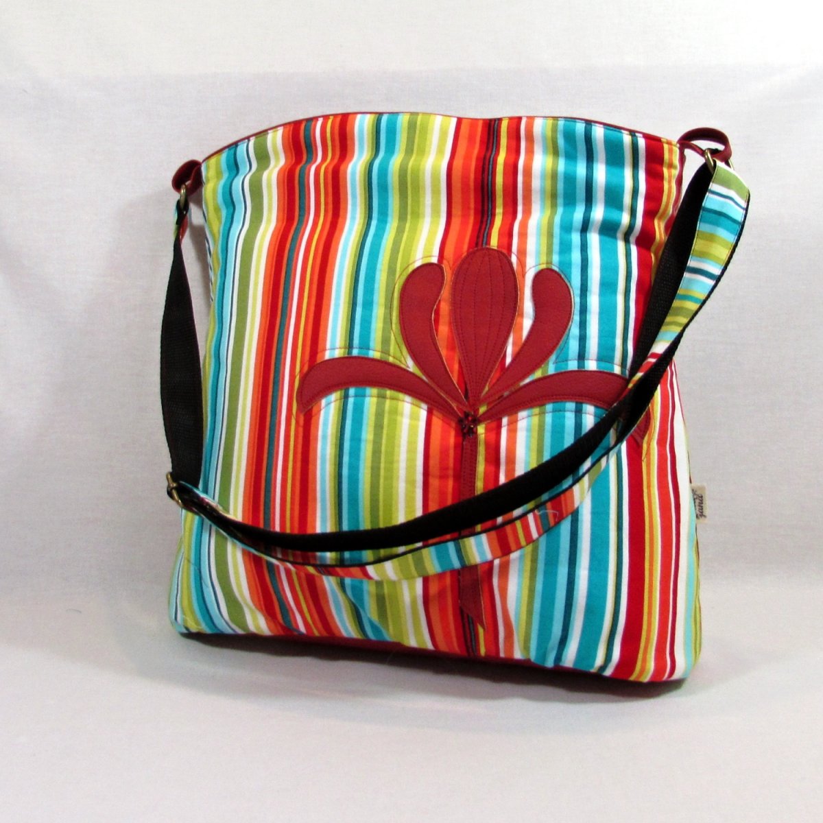 pruhovaná s aplikací