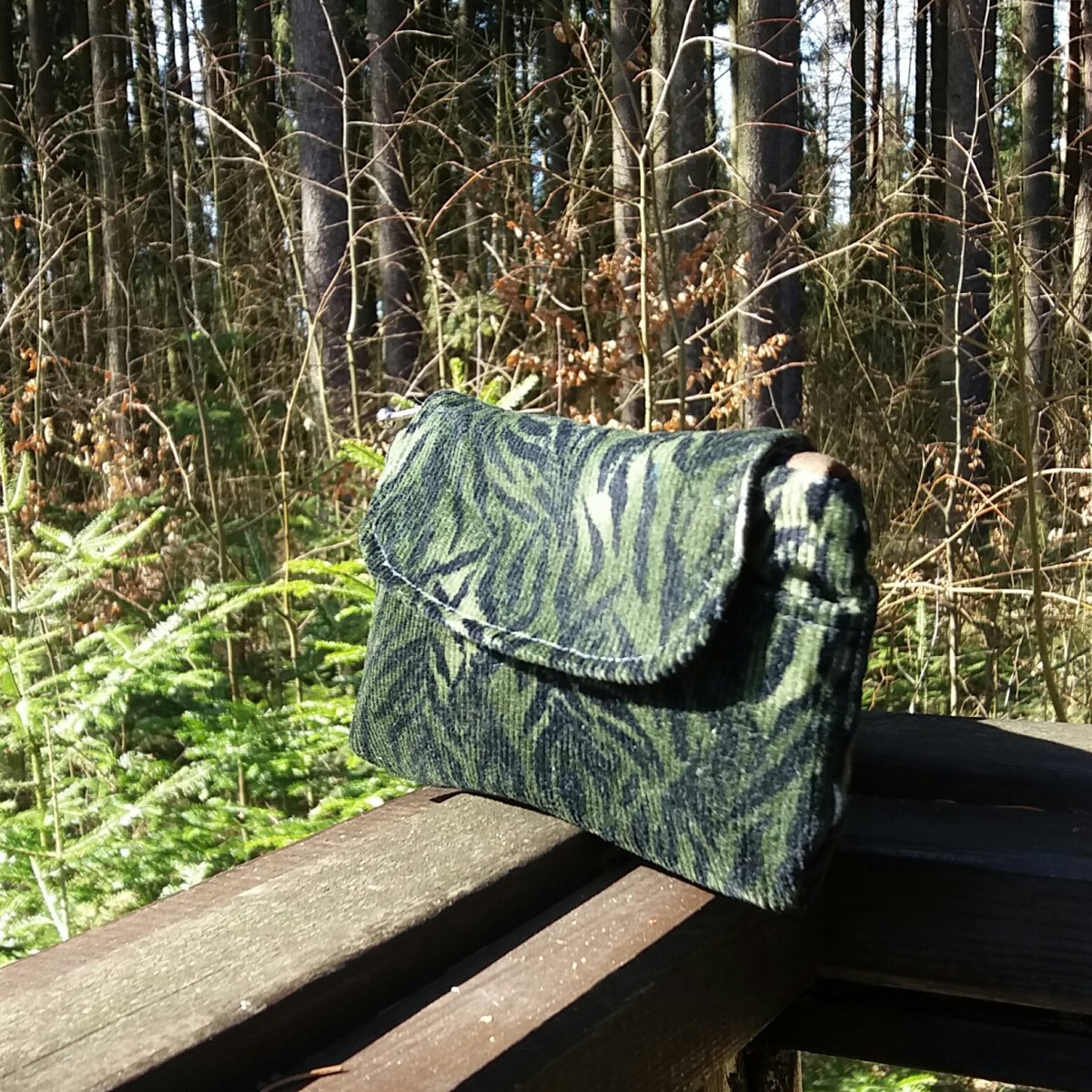 Taštička manšestrová