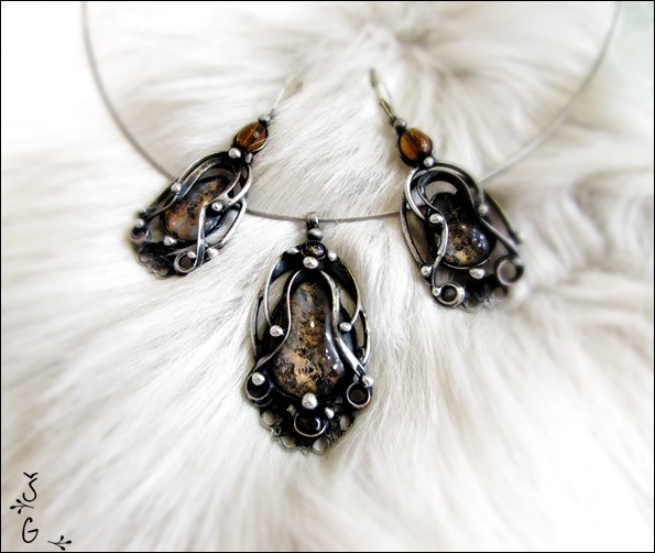 Souprava - zlato/hnědá