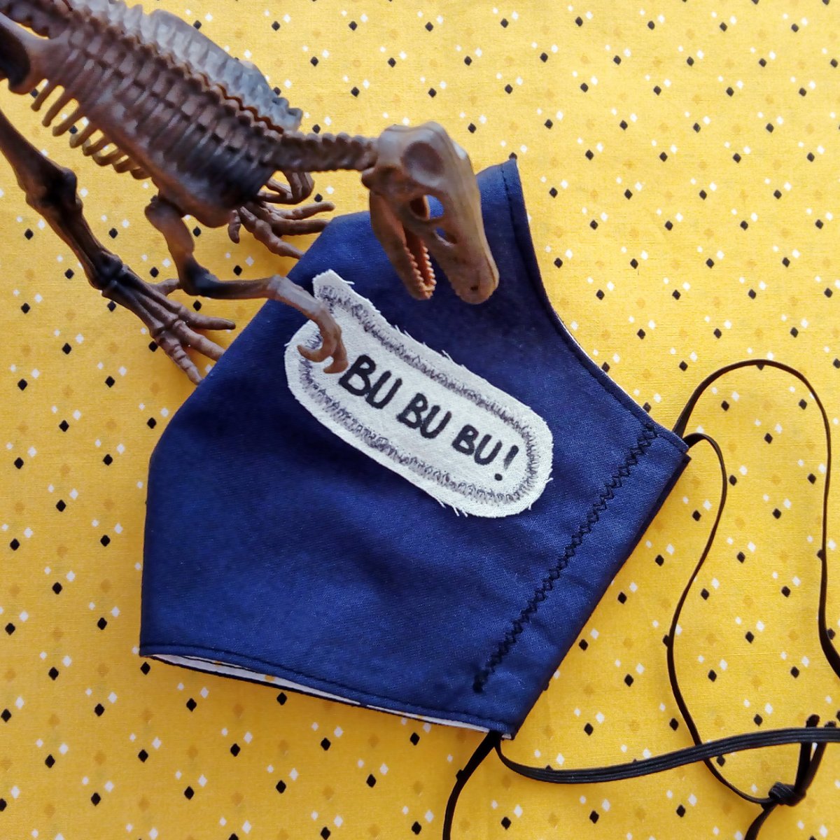 Tmavě modrá rouška Bububu!