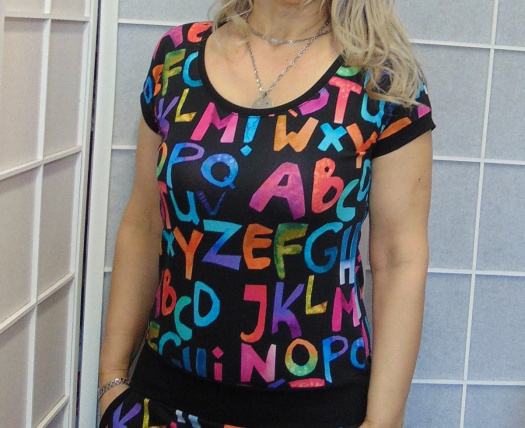 Tričko - barevná abeceda, velikost M - VELKÝ VÝPRODEJ