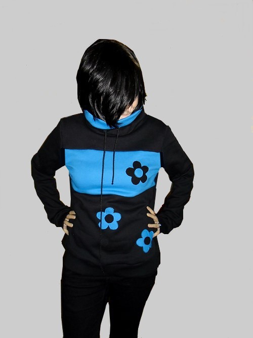 Černá mikina s tyrkysem