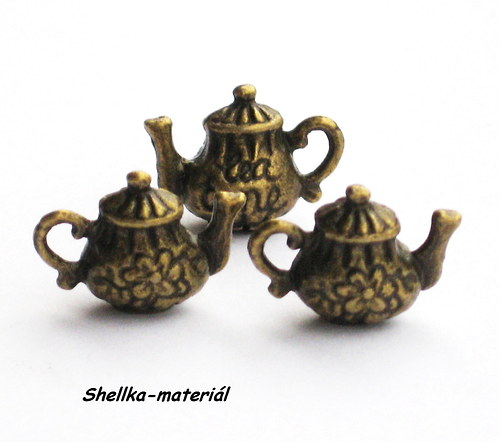 1418.Konvička/ 13x15x8mm/ 2 kusy