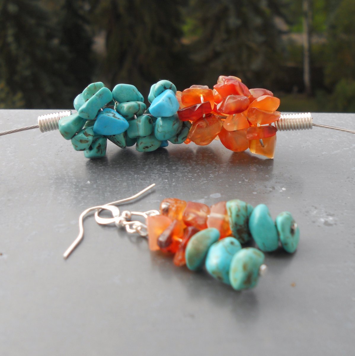 Tyrkenit s karneolem