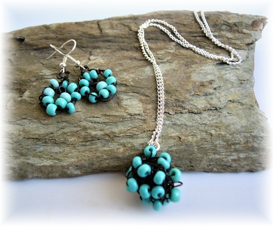 Sada drátkovaná tyrkyska