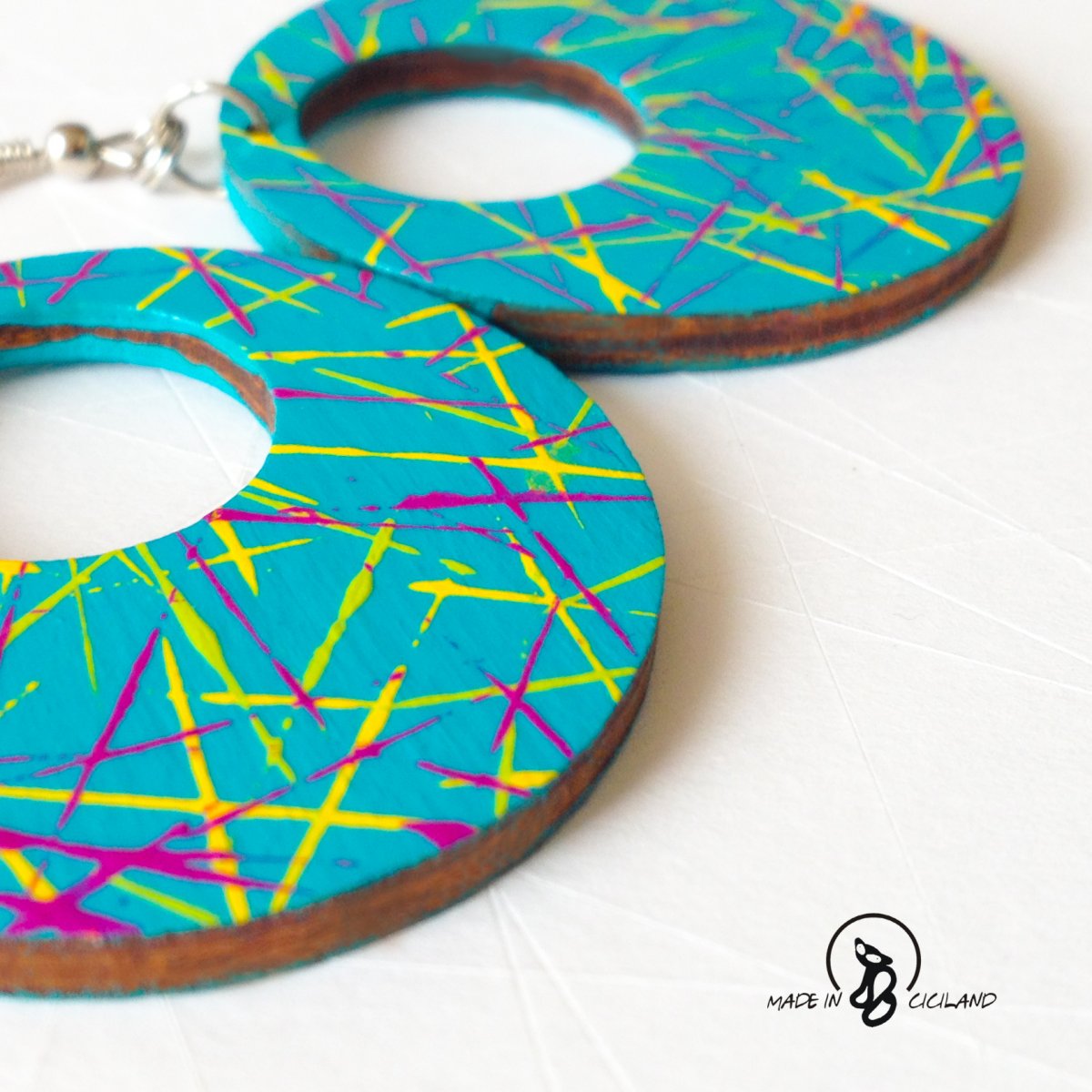 Kruhy tyrkysové podrápkované