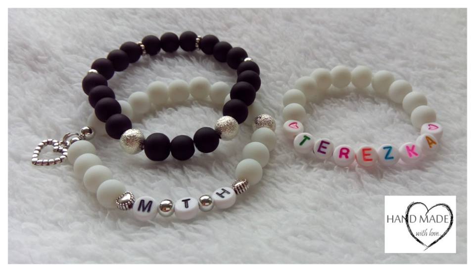 Náramky se jménem ..