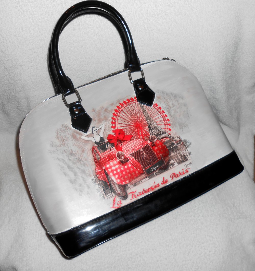 Kabelka - retro automobil