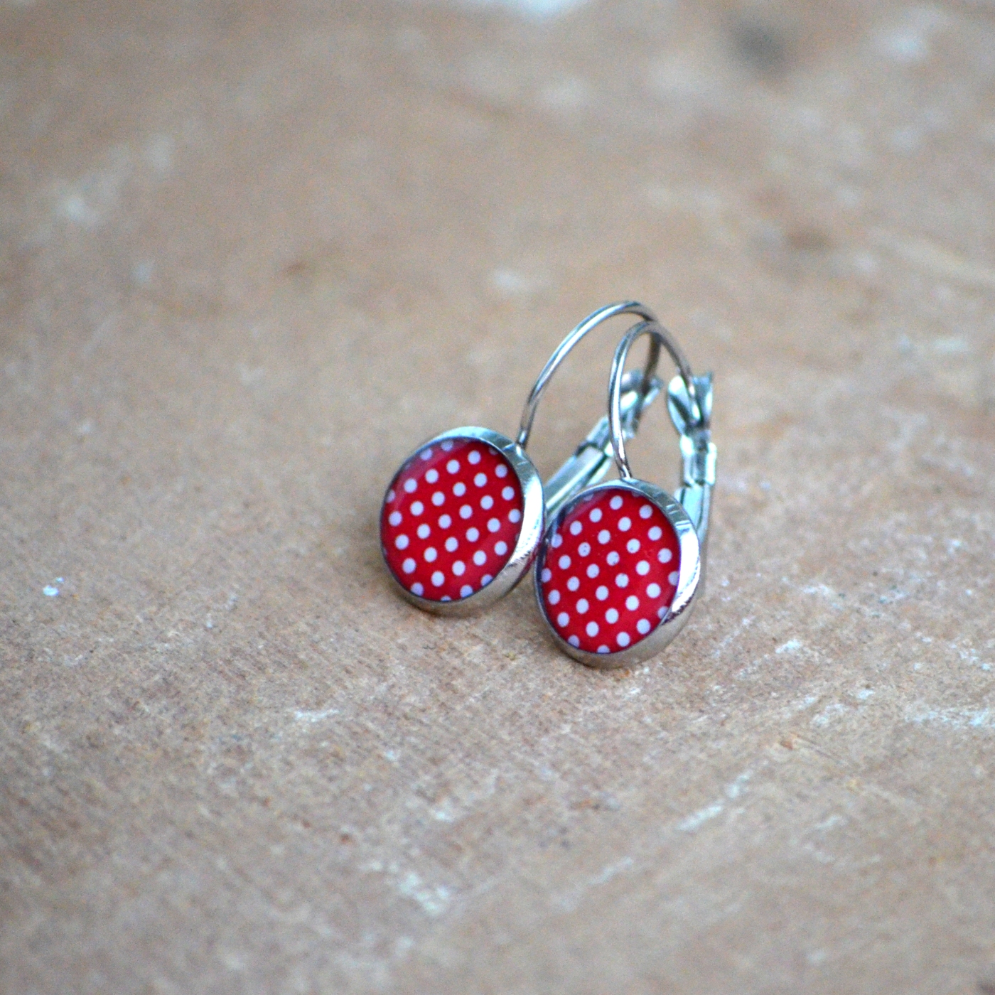 Červenobílé puntíčky, závěsné naušničky