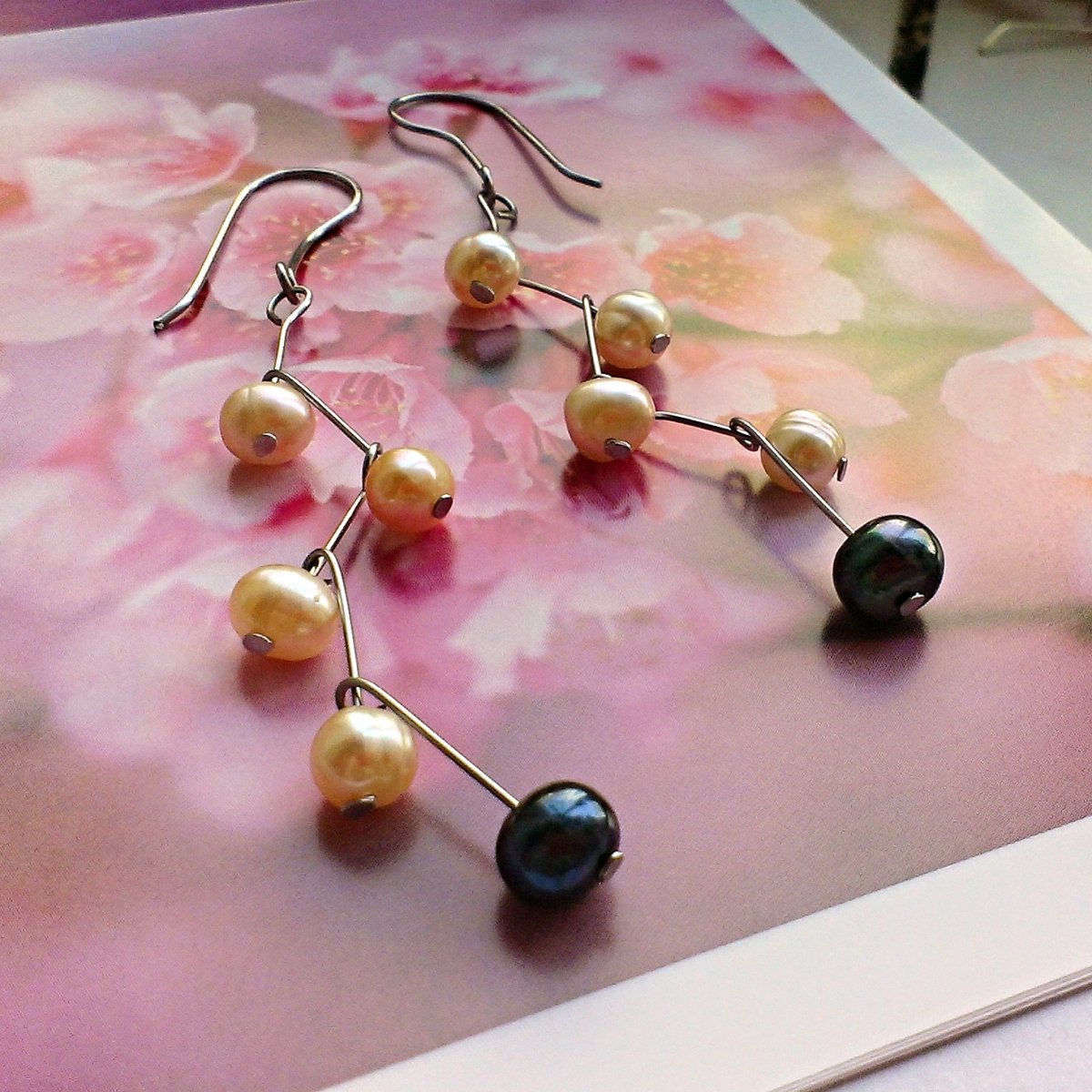 V keříku perel (náušnice perly antialergické)