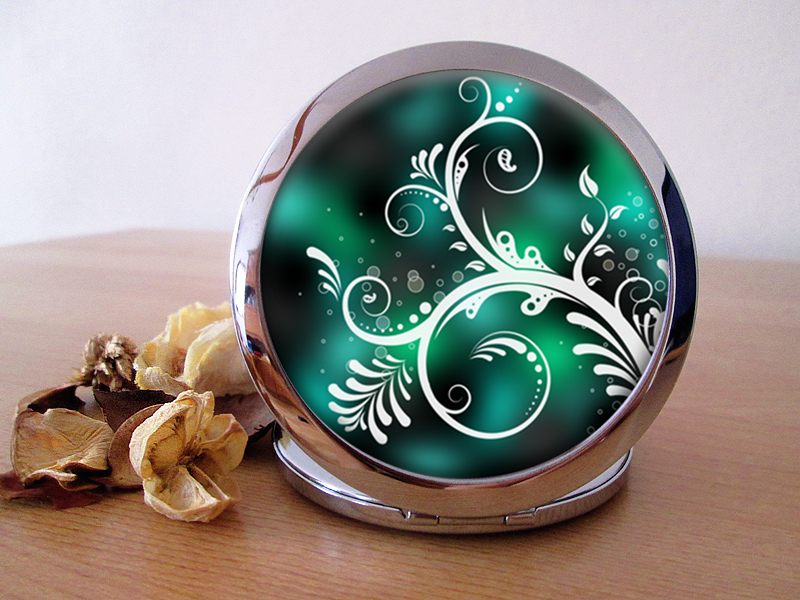 Kapesní zrcátko - Pod vodní hladinou