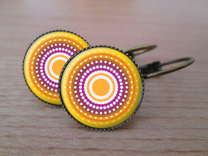 VINTAGE VISACÍ NÁUŠNICE - Kruh za kruhem 4