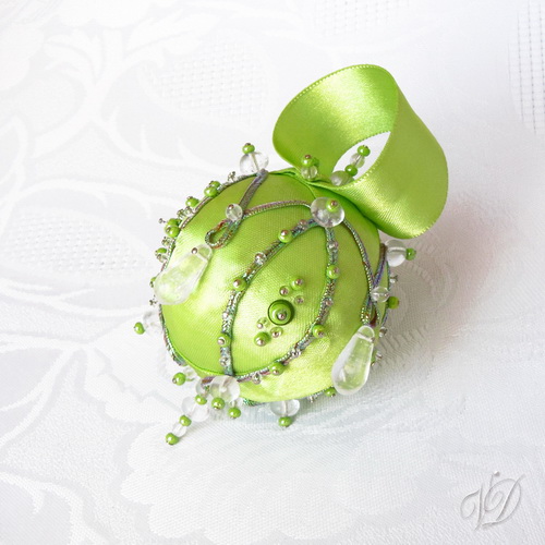 Originální vánoční ozdoba - Štědrost chrysoberylu