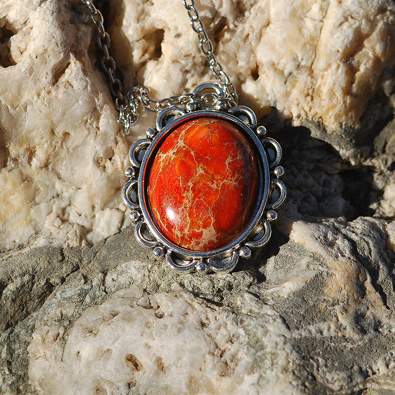 Variscit - oranžovočervený