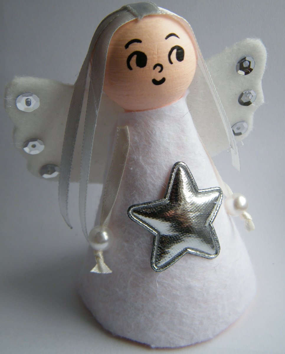 Velký stříbrný anděl