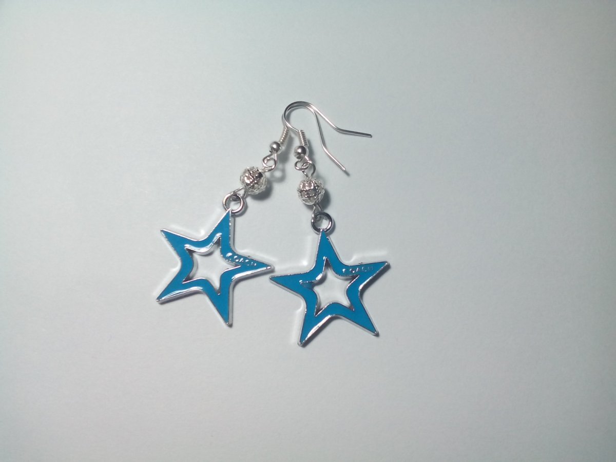 Velká modrá hvězda krátká