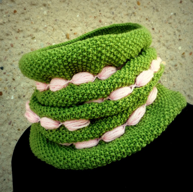 Chumlánek zelený s růžovými proužky