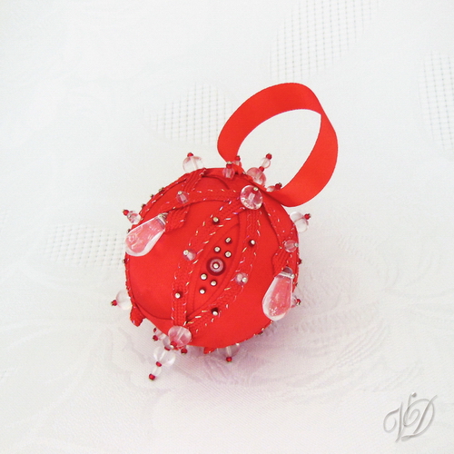 Štědrost chrysoberylu v červené (SO085)