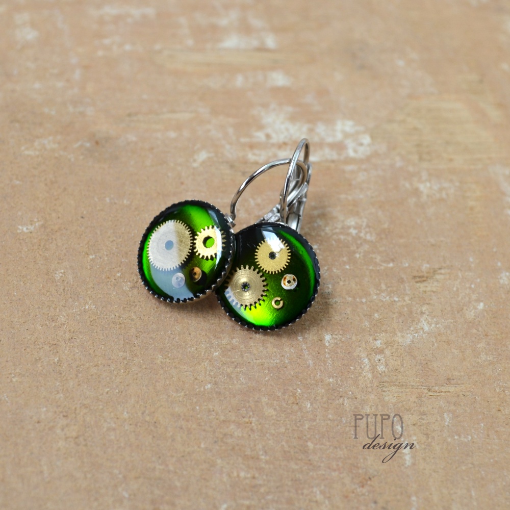 Zelené steampunkové naušnice