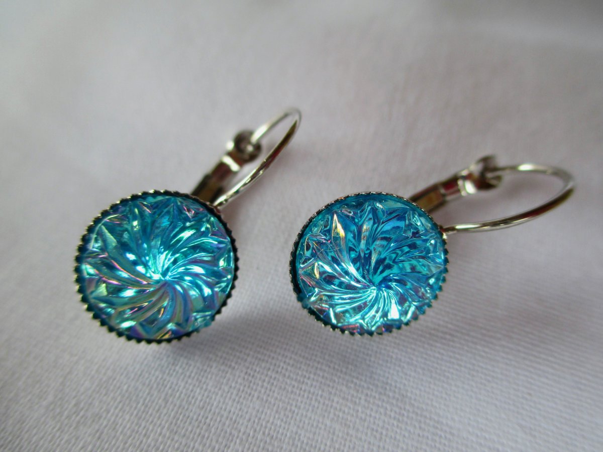 Visací náušnice č. 15.