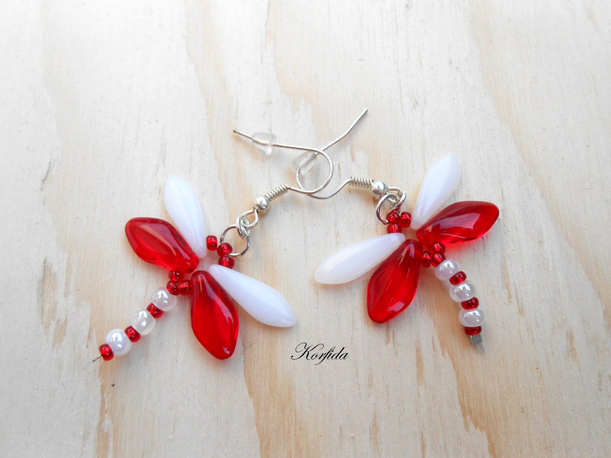 Náušnice červenobílé s vážkami (652/16)