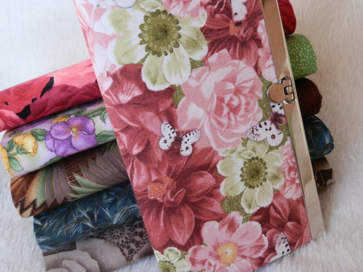 Rámečková peněženka - Růže a motýl