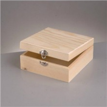 Dřevěná krabička čtvercová 13x13x5,5cm (1432702)
      
