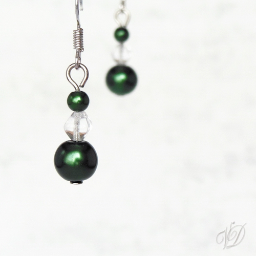 Náušnice - Stébla mini zelené tmavé (0070)