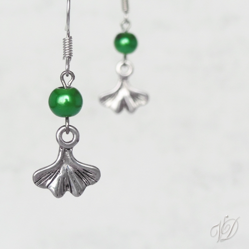 Náušnice - Extra mini lístečky zelené (0075)