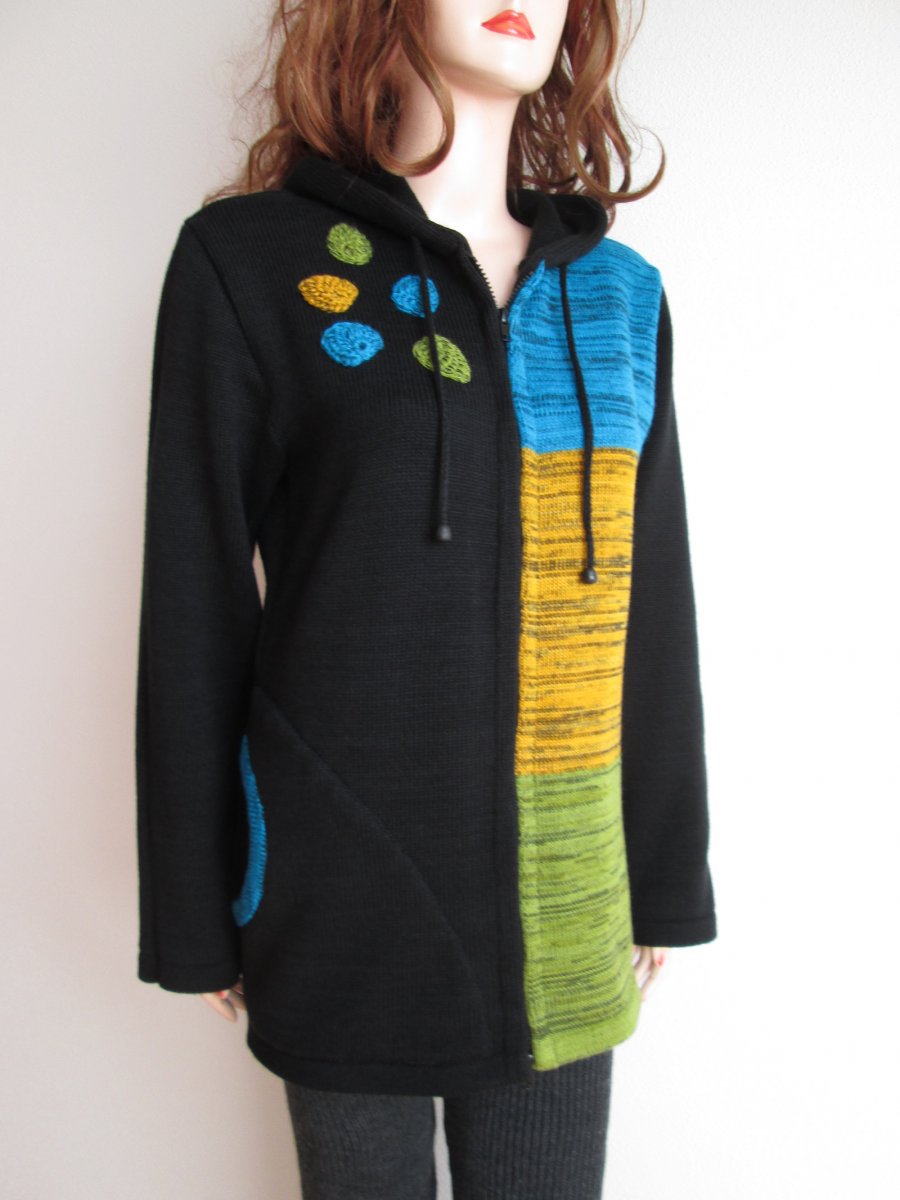 Kabátek - tráva, slunce, obloha a tma 