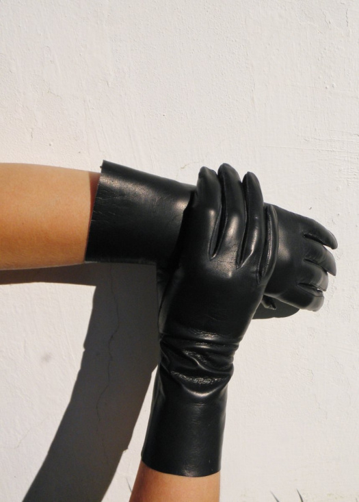 Delší černé dámské kožené Glazé rukavice