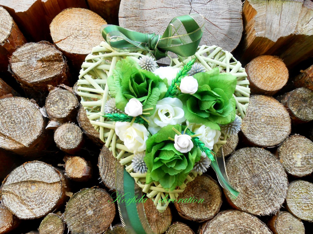 Srdíčko zelené s růžičkami 586/15