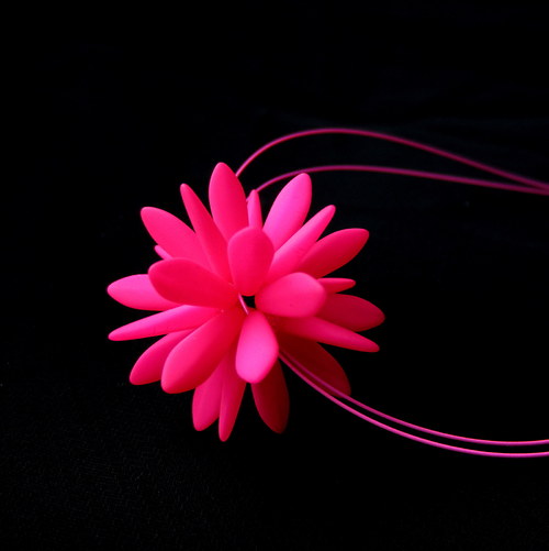 Neonový náhrdelník-růžový