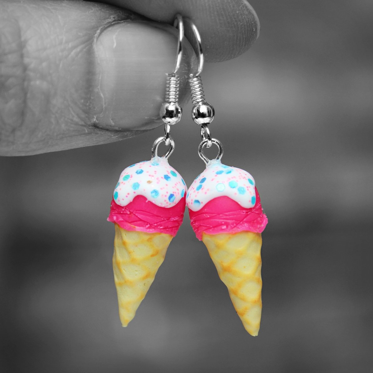 Neonové zmrzliny s polevou 