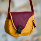 Kožená kabelka MOUSE - žlutá s vínovou