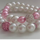 Náramek kombinace bílých a růžových perliček